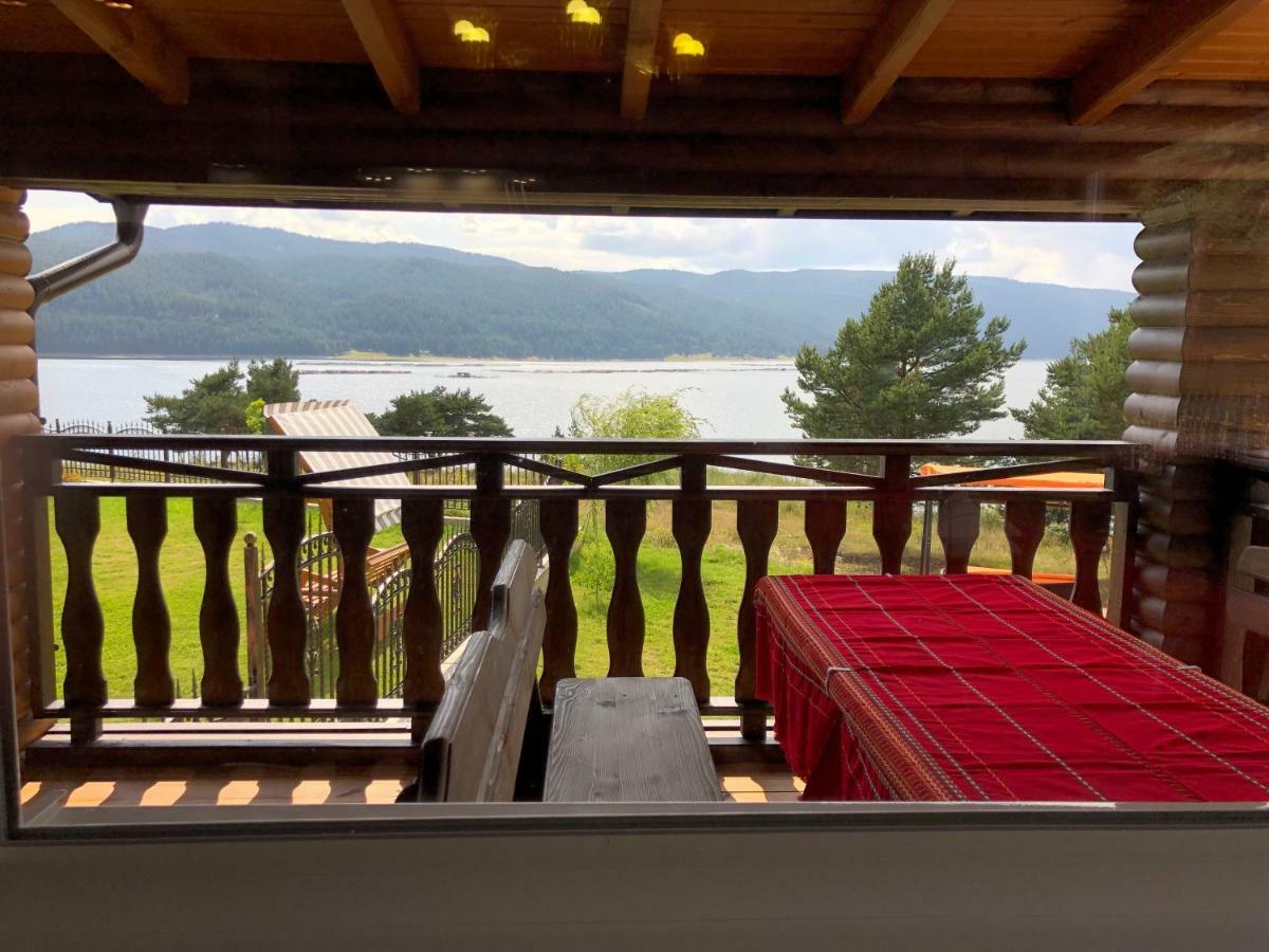 Villa Sunrise Dospat Exterior foto